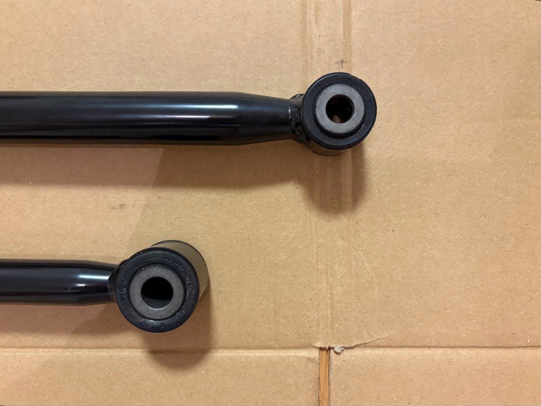 ジムニーシエラ　ショックアブソーバー　サスペンションコイル　ラテラルロッドセット