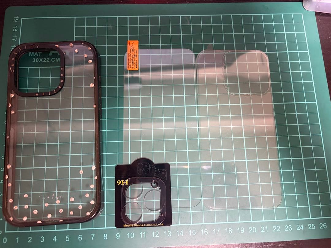 Apple iPhone 15 Pro チタン色 128GB 美品　初期化済み