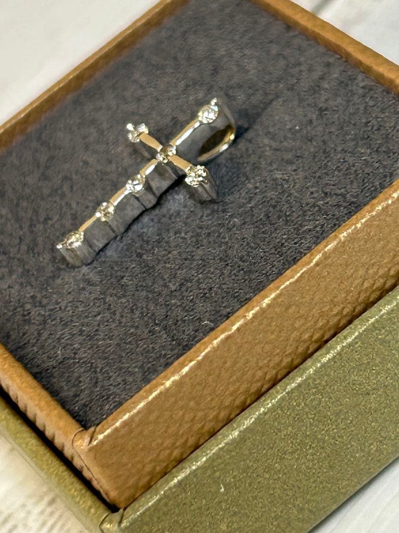 【美品】K10WGダイヤモンドクロスペンダントトップ