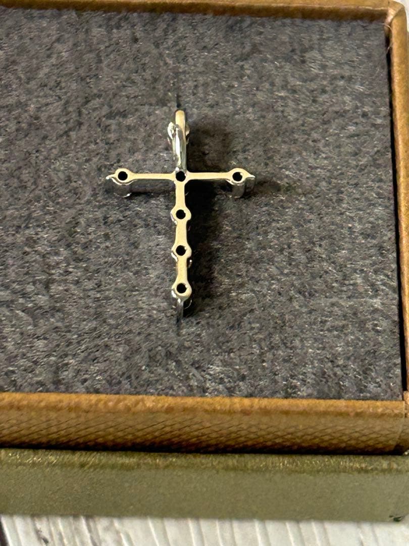 【美品】K10WGダイヤモンドクロスペンダントトップ