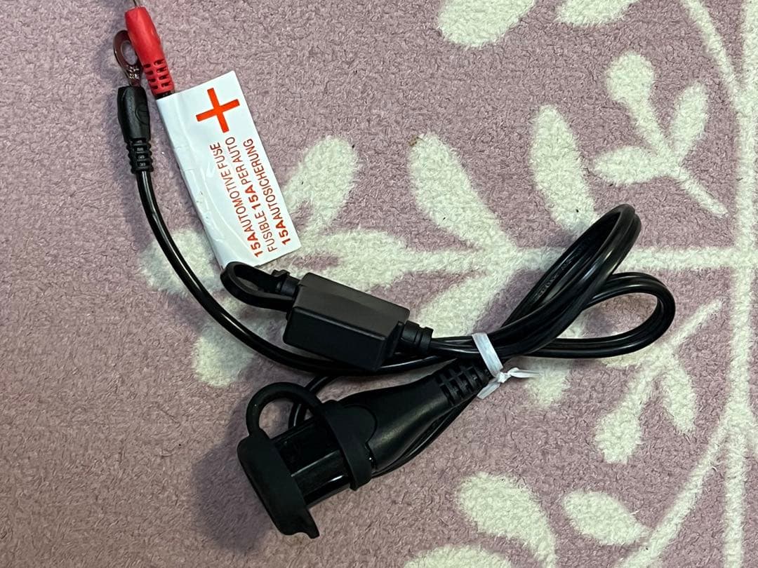 OptiMATE 4 デュアルプログラム 充電器CAN-busヘラーソケット付