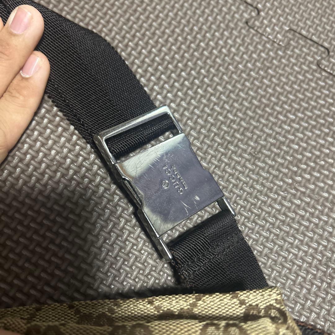 GUCCI ボディーバック