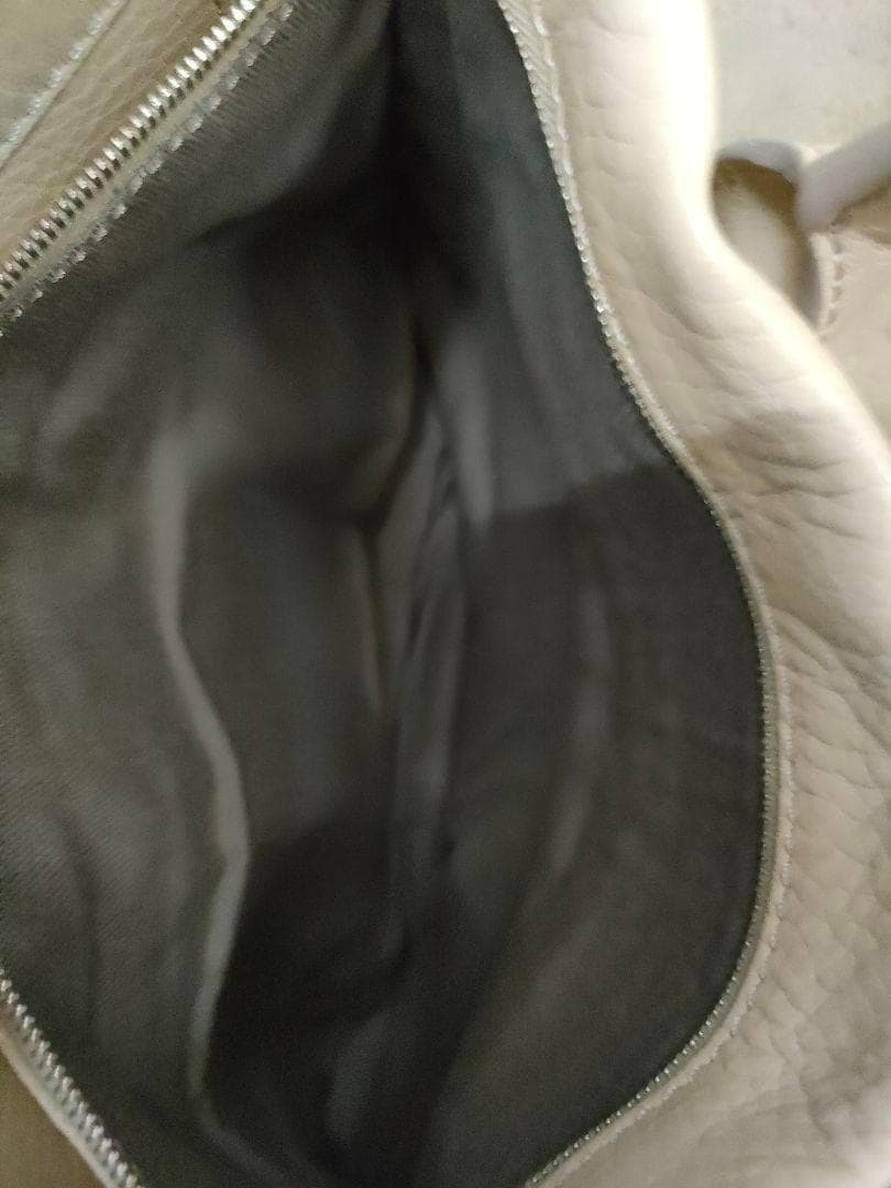 ヒロフ　レザー　ハンドバッグ　ベージュ