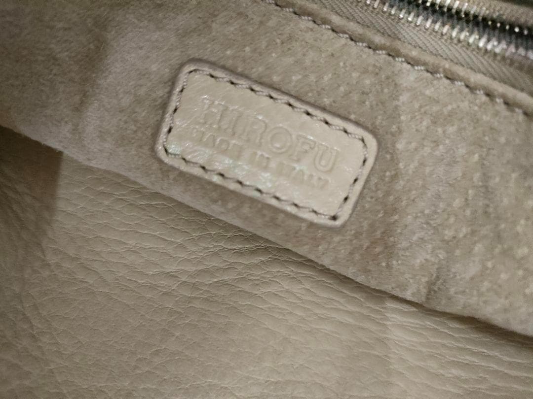 ヒロフ　レザー　ハンドバッグ　ベージュ