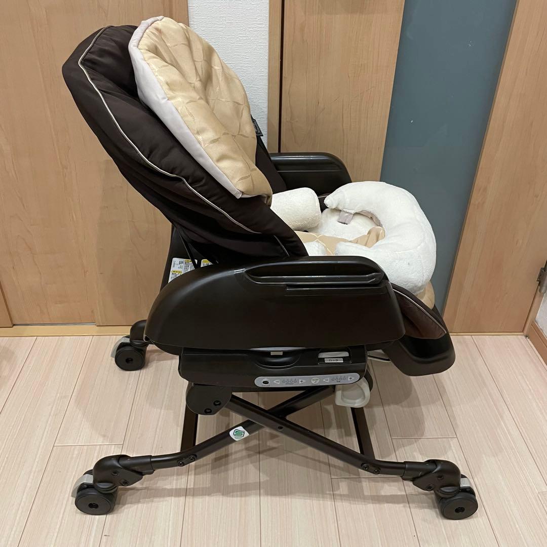 COMBI コンビ CWLネムリラAT BEDİ 電動チェア オートスイング