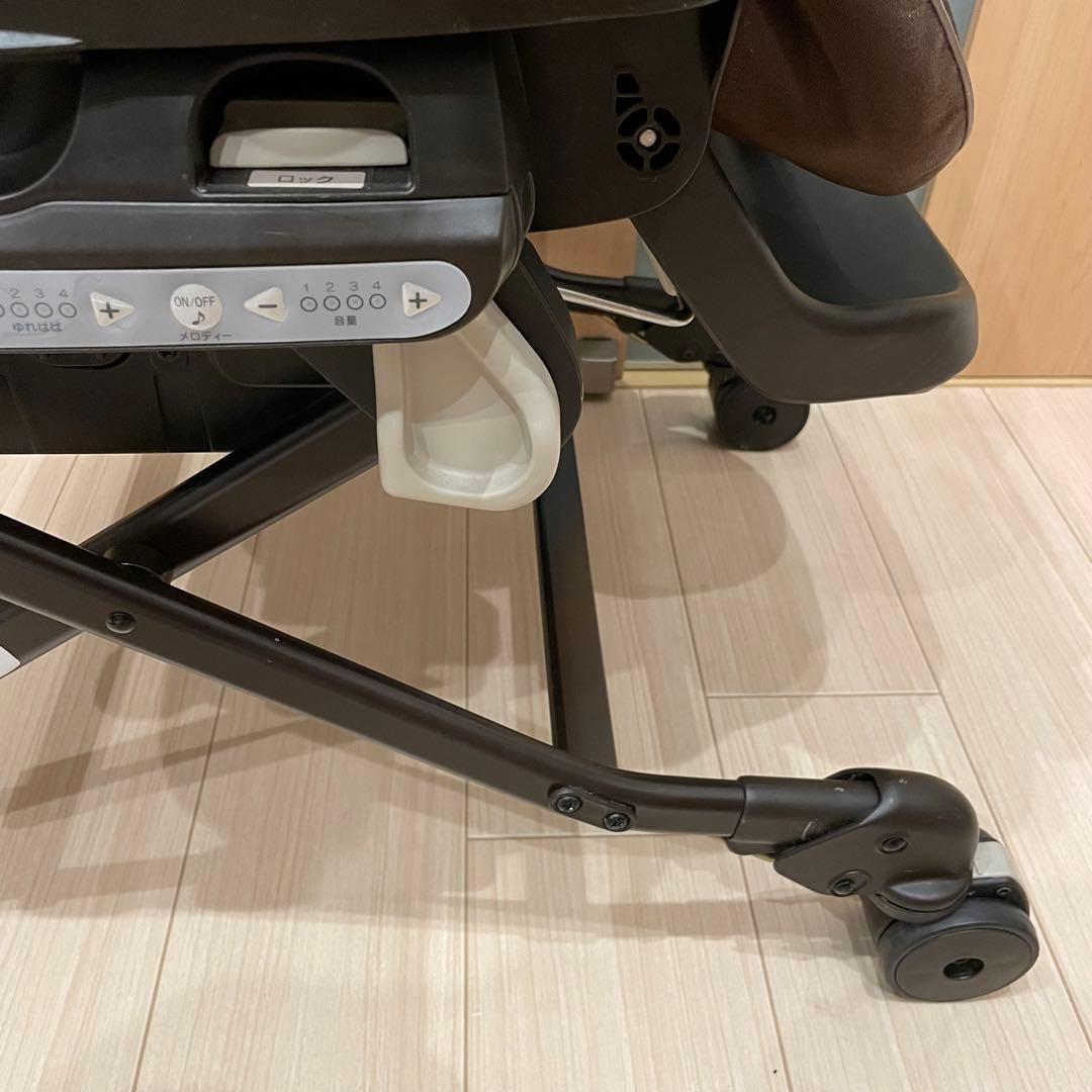 COMBI コンビ CWLネムリラAT BEDİ 電動チェア オートスイング