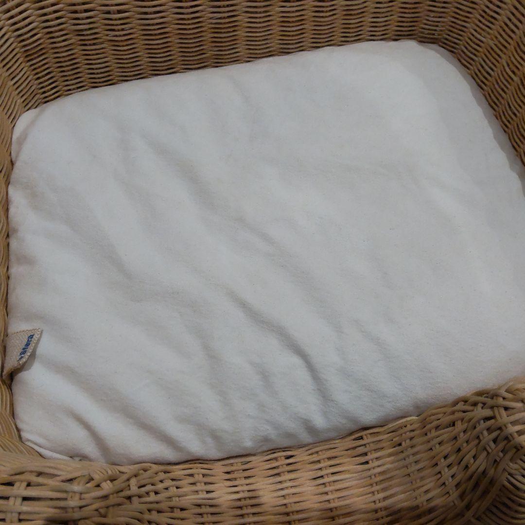 ＳＦＥＲＡ ラタン製 ペットベッド 小型用 美品!!