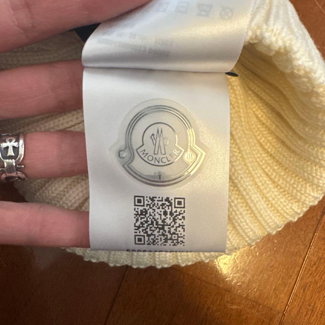 MONCLER ホワイト ニット帽 Lサイズ
