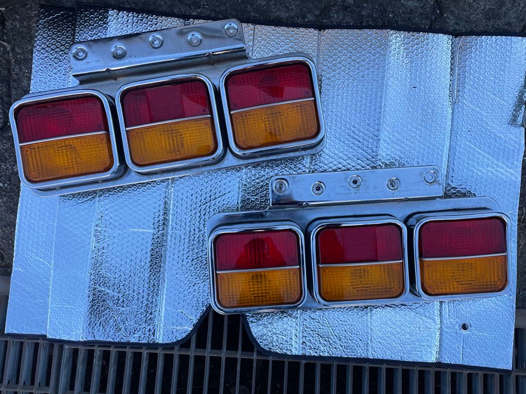 アローテール　トラック　デコトラ　テールランプ　バステール