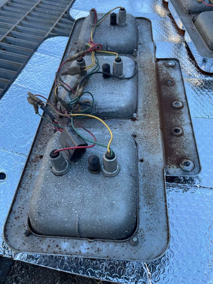 アローテール　トラック　デコトラ　テールランプ　バステール