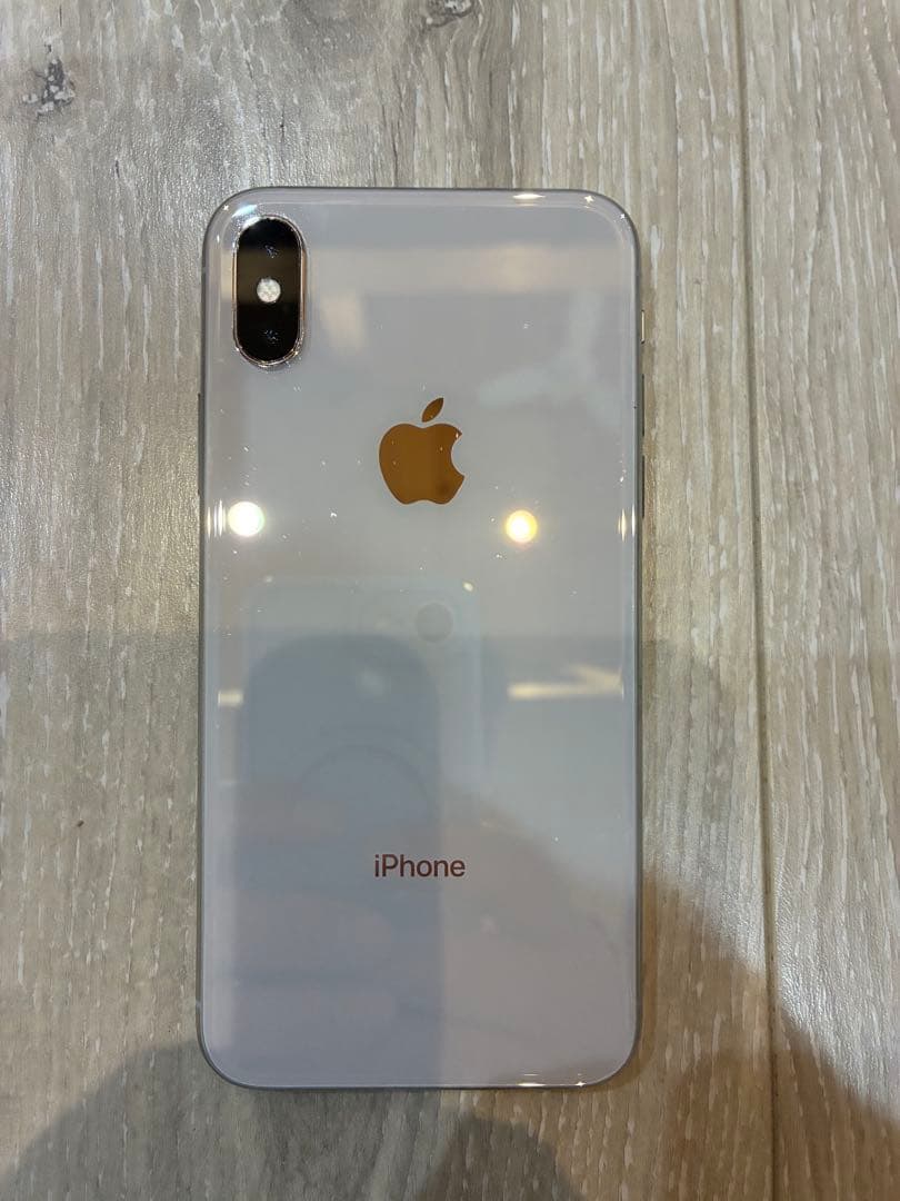 iPhone X シルバー　64GB 美品　本体のみ