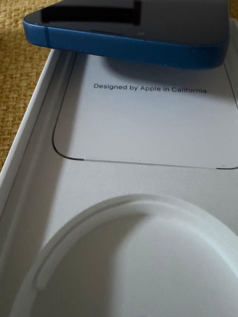 Apple iPhone13 ブルー本体