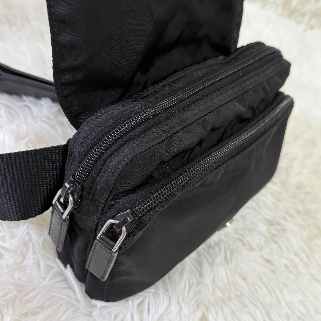 Clauvia様✨PRADA プラダ ボディバッグ ウエストバッグ 三角ロゴ