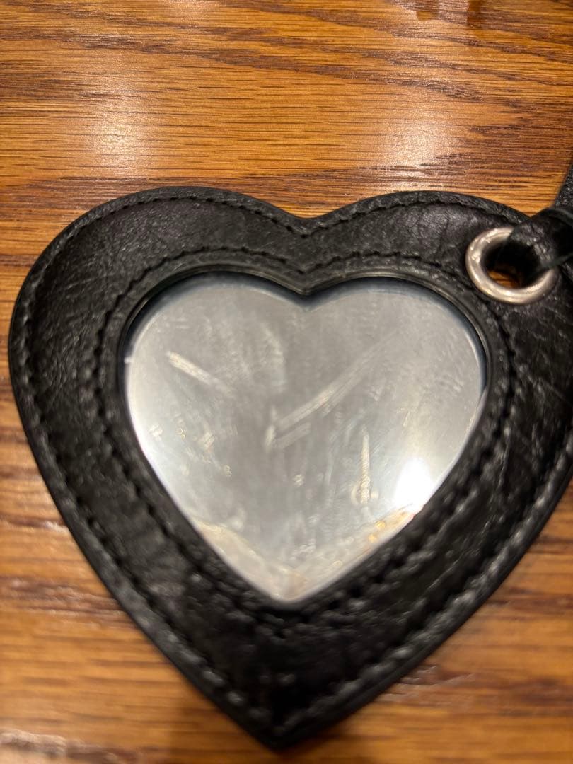 balenciaga ハートミラー　バレンシアガ