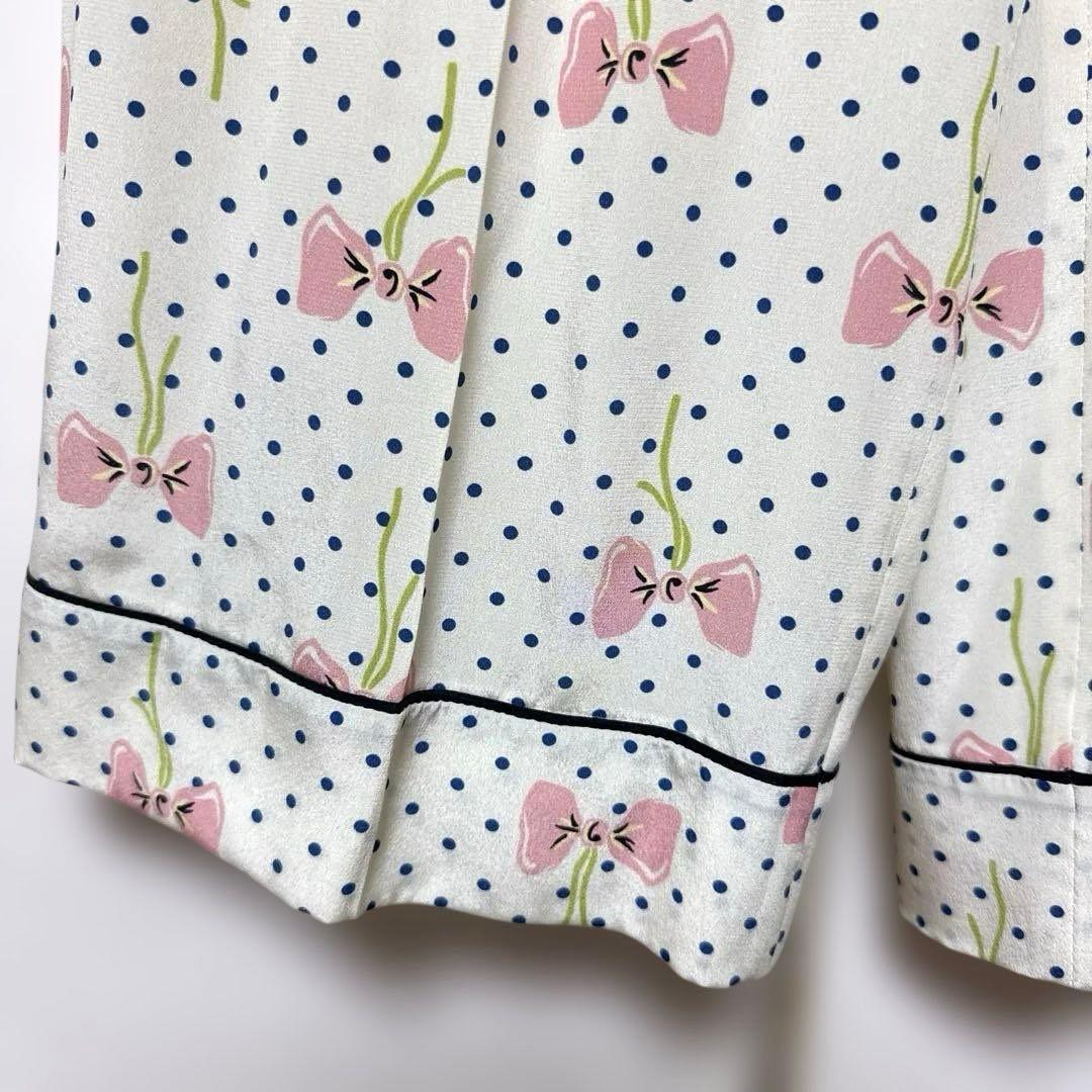 【新品未使用】miumiuパンツ