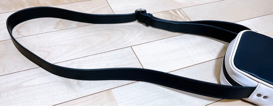 タグお付けします★ Dロゴ★ DIESEL ショルダーバッグ