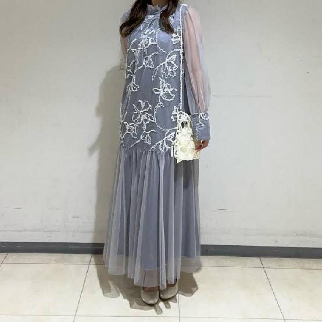 新品　ニアナ　ドリードール　フェザーフラワーチュールドレス