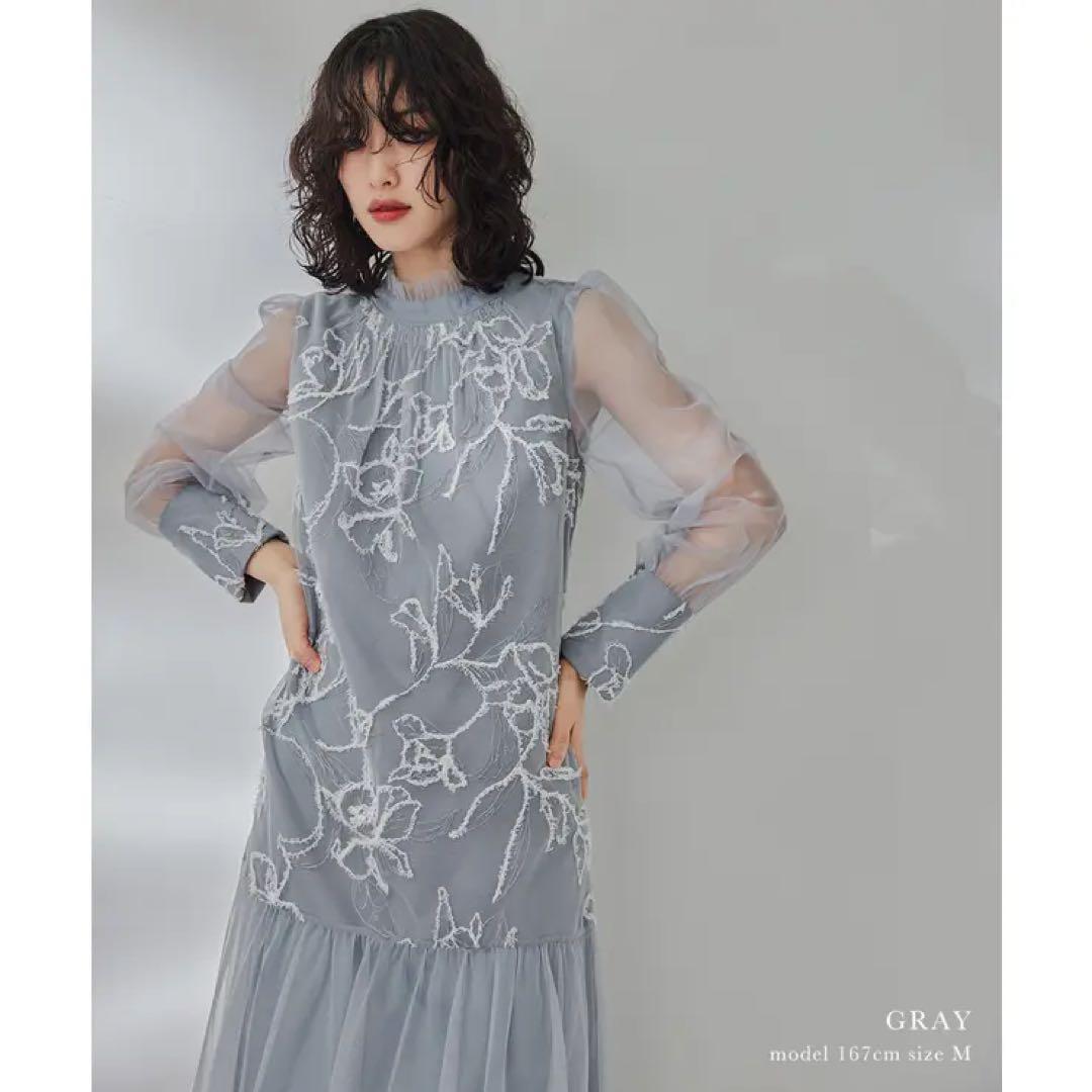 新品　ニアナ　ドリードール　フェザーフラワーチュールドレス