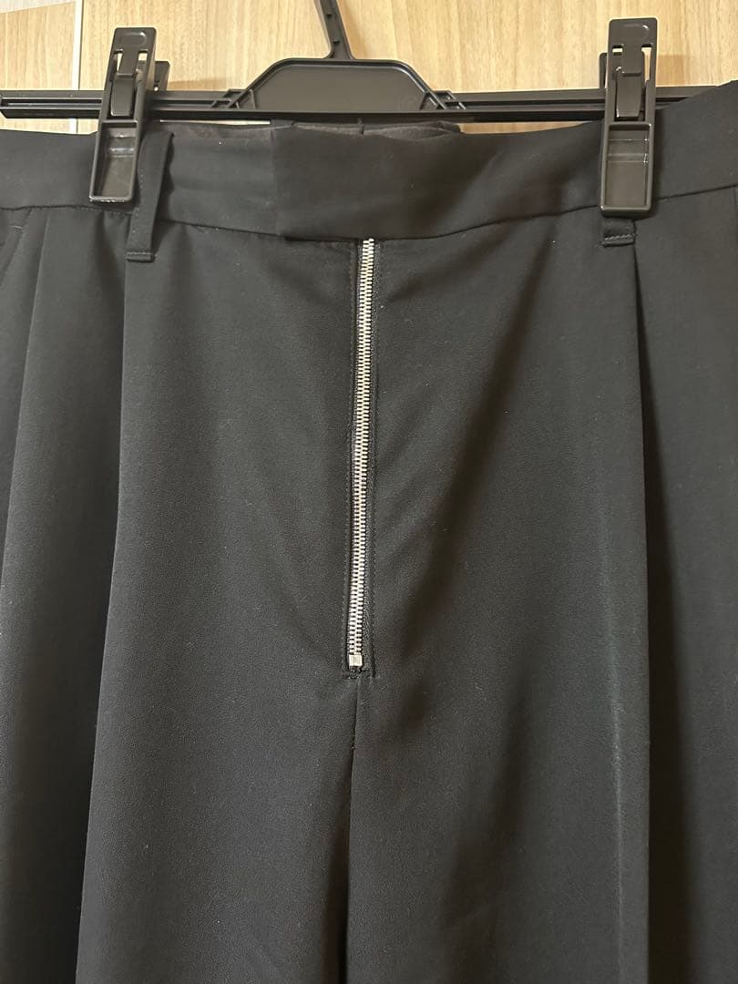 パンツ stein EX Wide Tapered Bare Zip Trousers