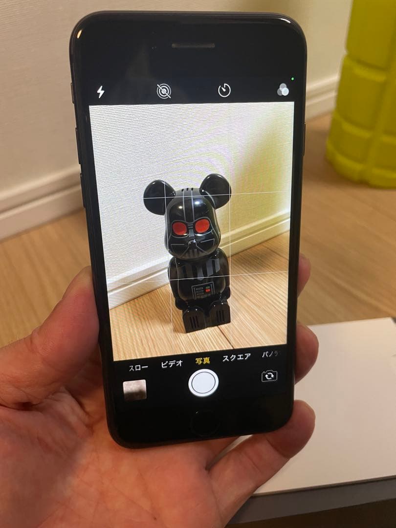 Apple iPhone 8 スペースグレー本体　64 美品