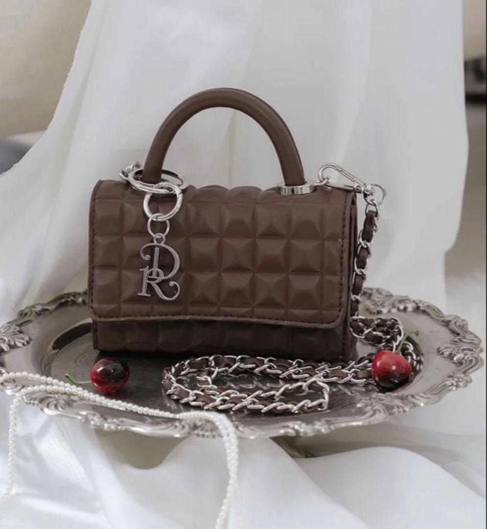 ★★✨ダーリッチ DRチャームチョコレートハンドバッグ