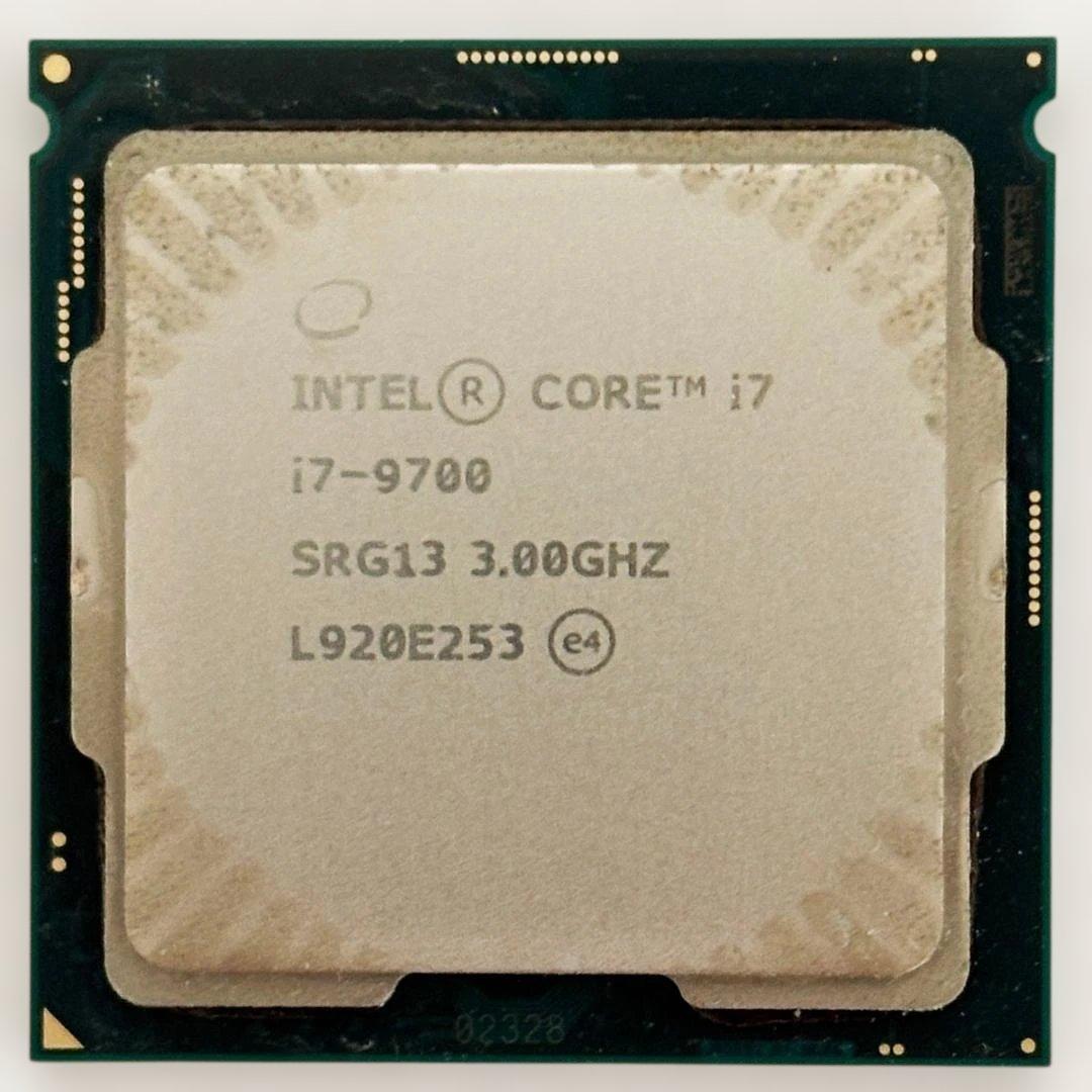 iiyamaケース+ Core i7-9700 CPU intel 故障品判定