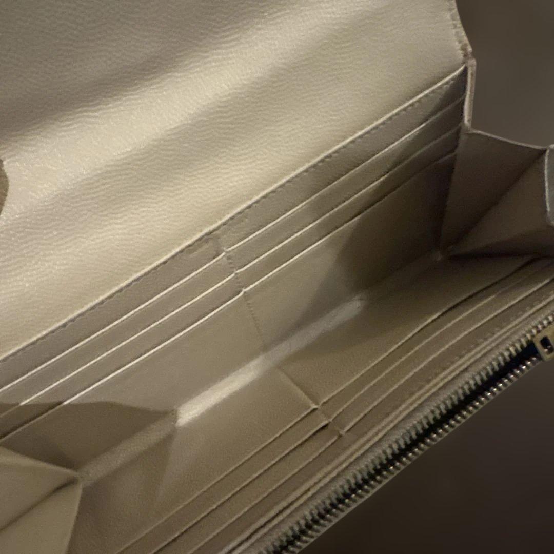 YSL ベージュ キルティング 長財布