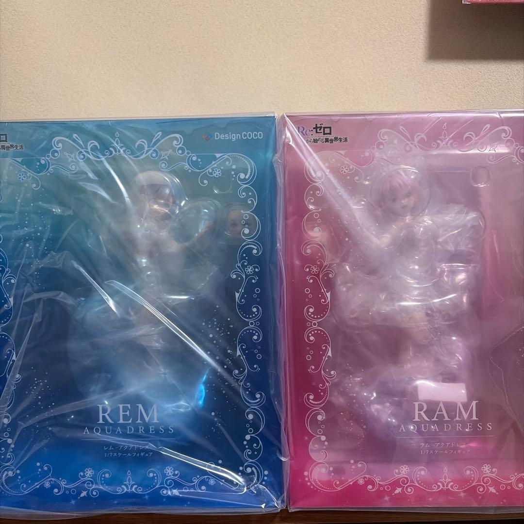 Re:ゼロから始める異世界生活　レム　ラム　アクアドレスフィギュア