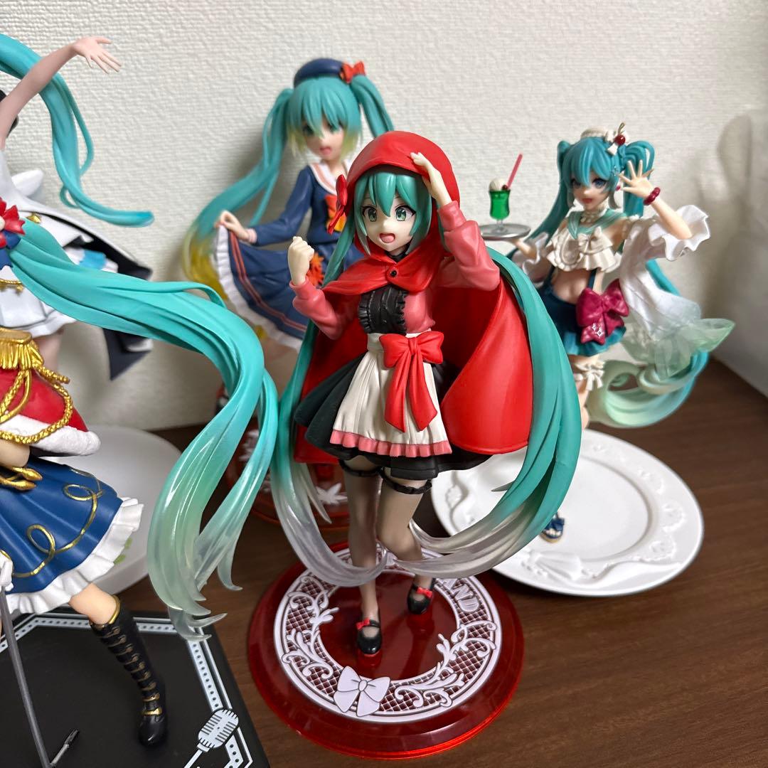 初音ミク　フィギュア　15体まとめ売り