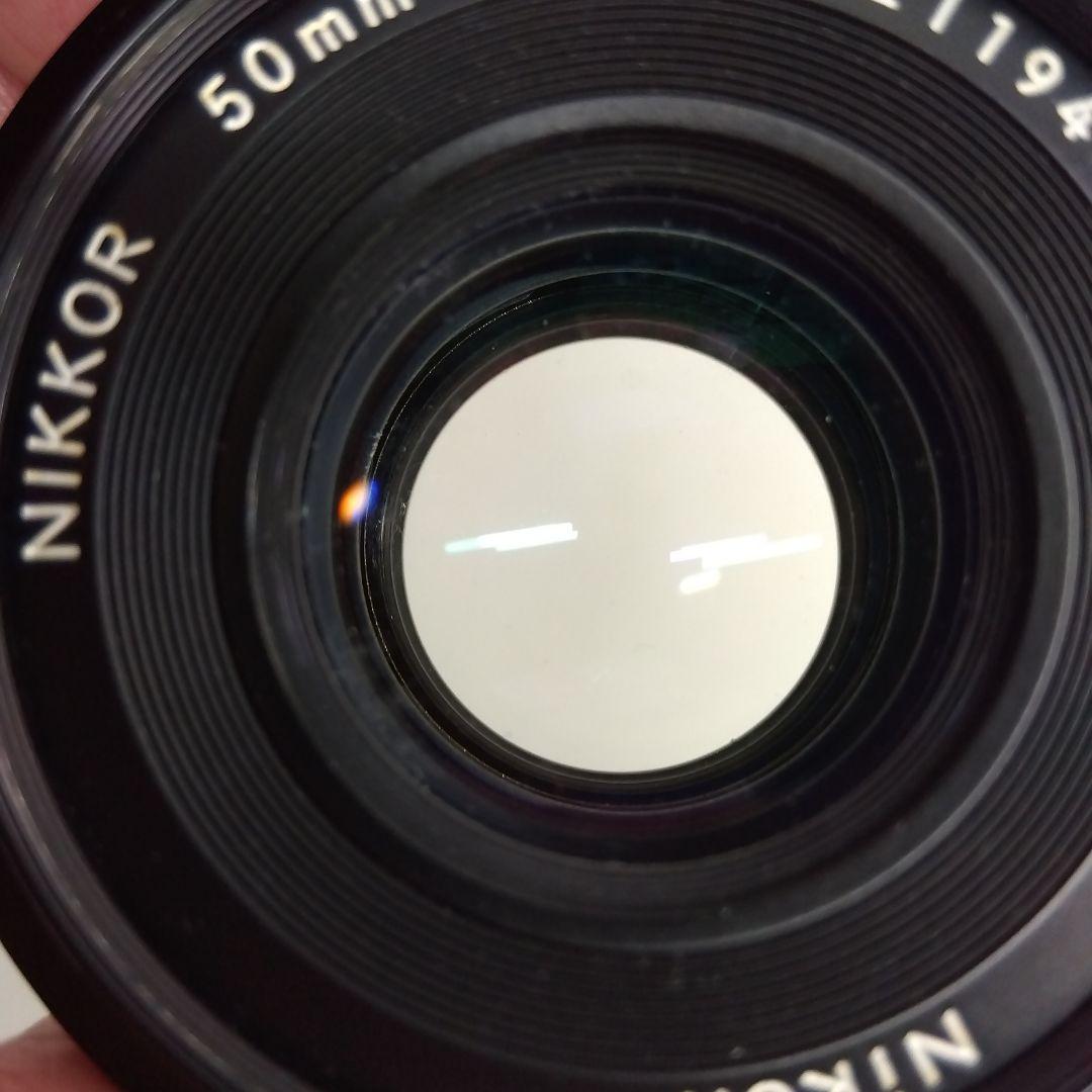 Nikon EM一眼レフカメラ レンズ付き