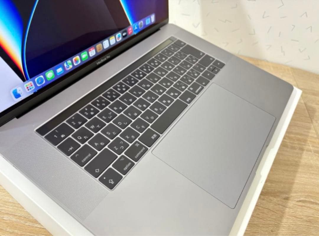 MacBook Pro i7 メモリ16GB SSD1TB Office