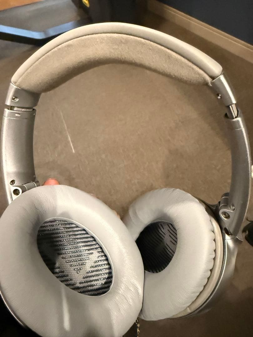 希少 BOSE QuietComfort 35II シルバー