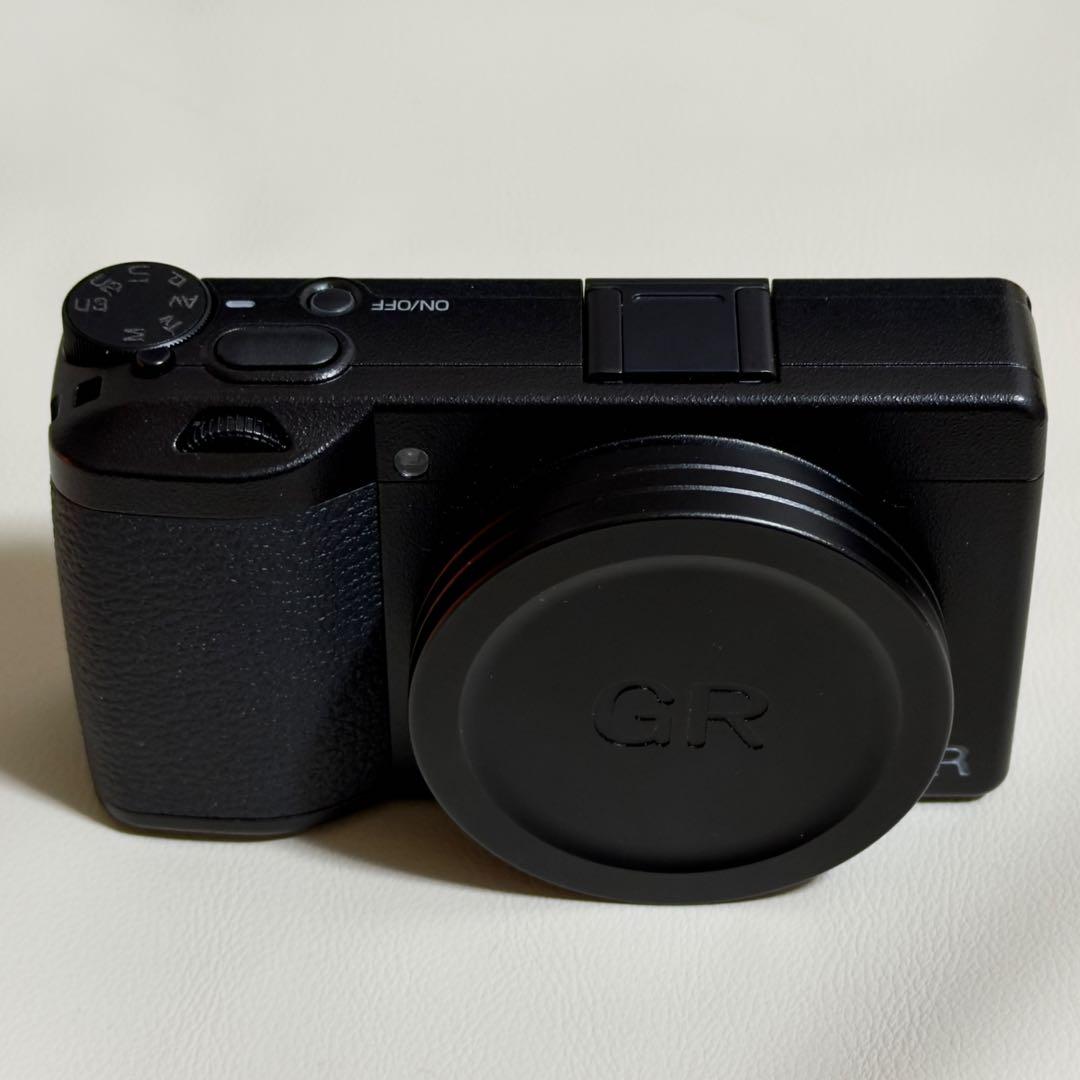 RICOH GRⅢxコンパクトデジタルカメラ美品