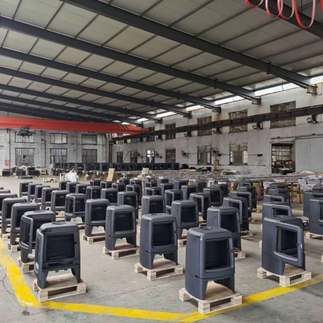 【季節商品・激安】新品鋳鉄薪ストーブ 屋外吸気可能・空気環境配慮 調理可 高蓄熱