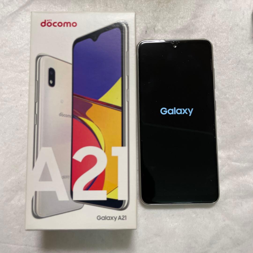 ドコモ ギャラクシー A21 白