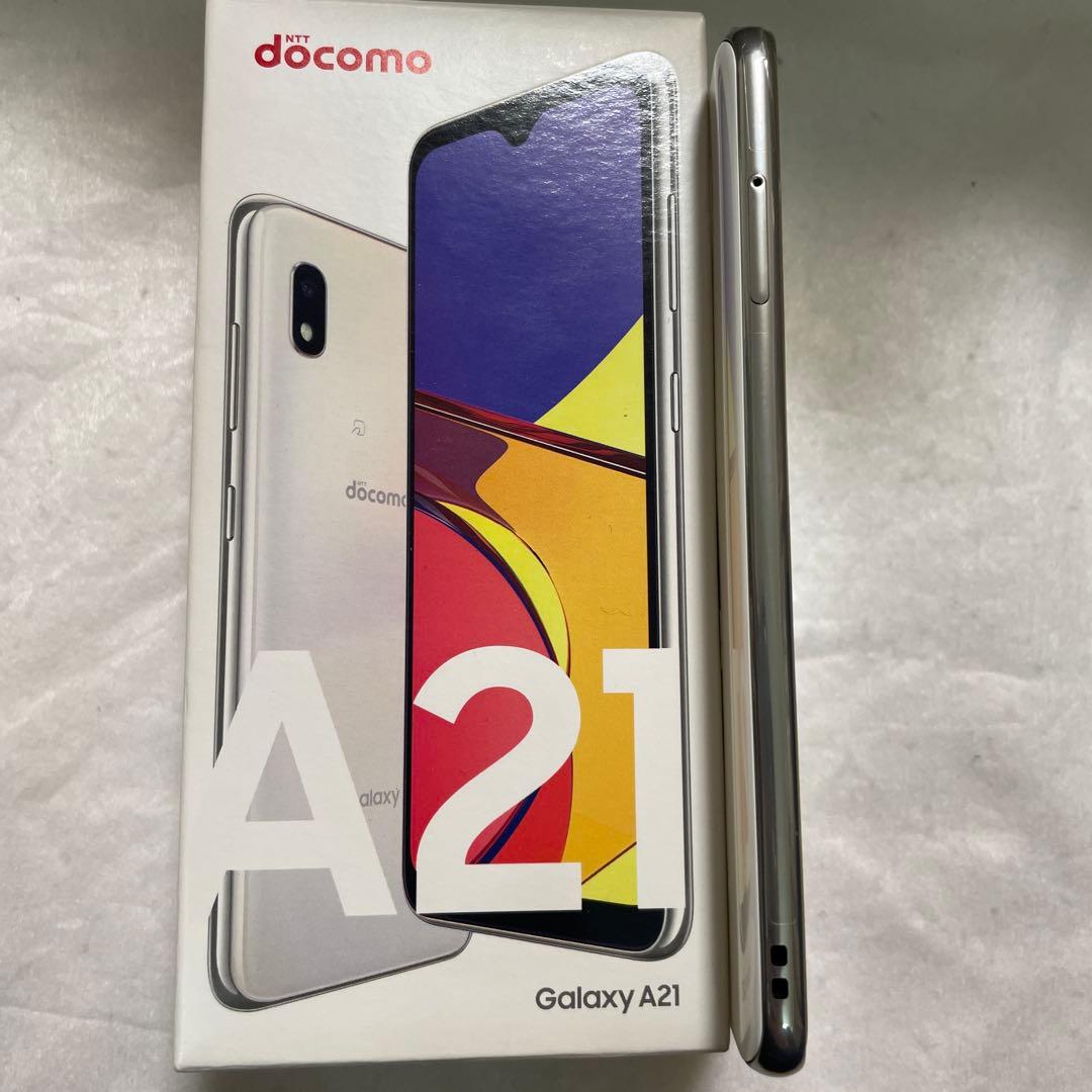 ドコモ ギャラクシー A21 白