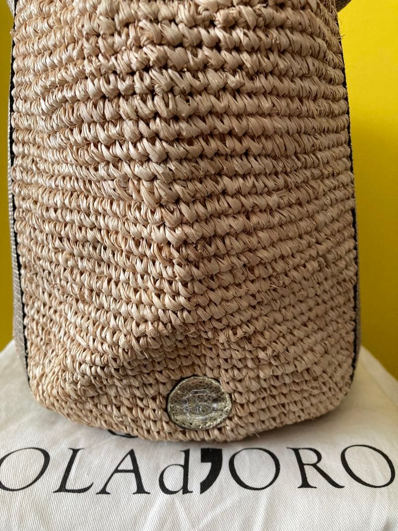 VIOLAd’OROヴィオラドーロ　タッセル付きカゴバック