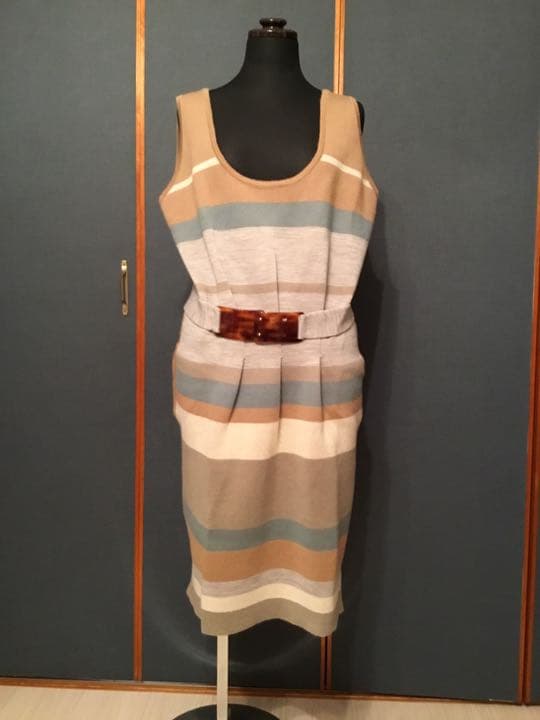 FENDIニットワンピース