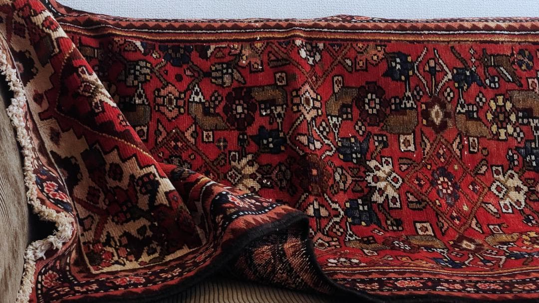 155×82〜90 アフガニスタン バルーチ族 手織りヴィンテージラグ 花と鳥