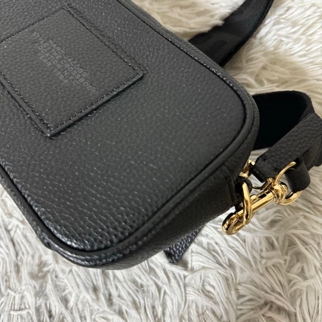 新品未使用✨MARC JACOBS the cross body bag 黒