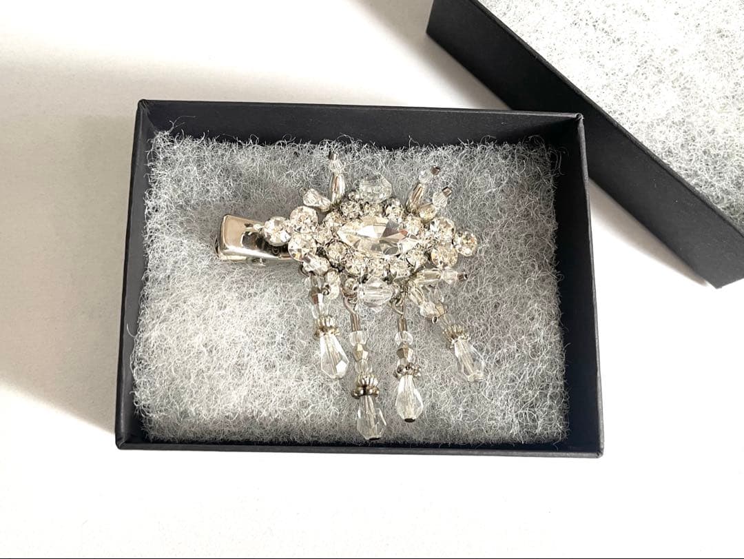 Tanaka Daisuke / crystal hair clip 左用