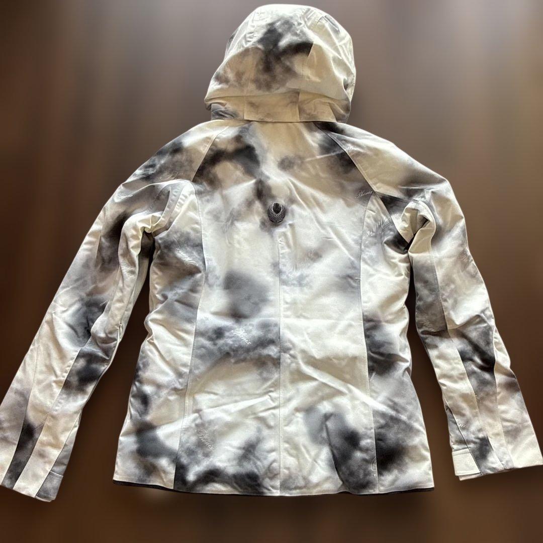 新品 フェニックスphenix スキーウェア 女性用 ホワイトP3(M-L)