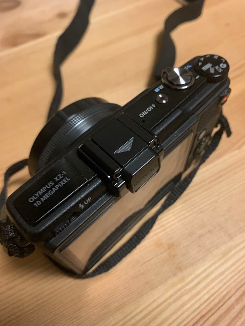 Olympus XZ-1コンパクトデジタルカメラ