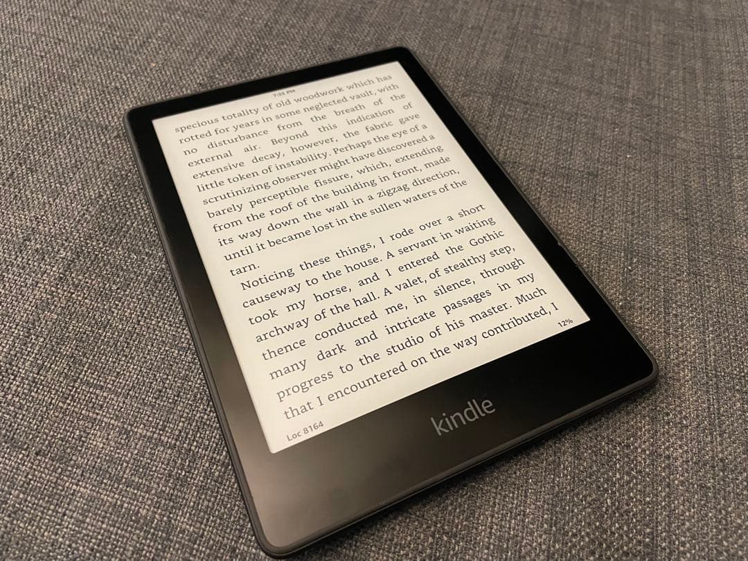 Kindle Paperwhite (11世代) 本体 + 充電ケーブル