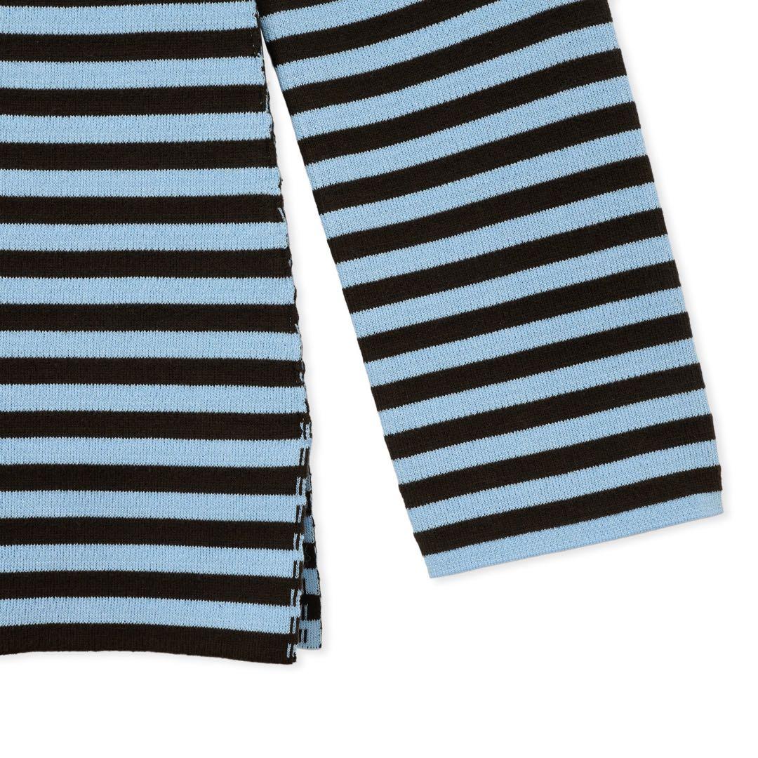 シシクイ　ボーダー　トップス　水色×茶