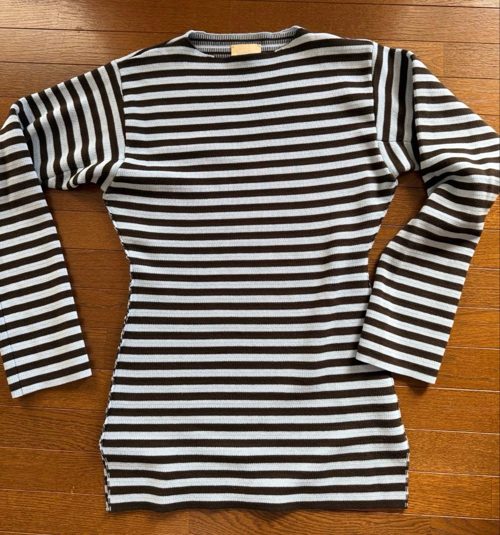 シシクイ　ボーダー　トップス　水色×茶