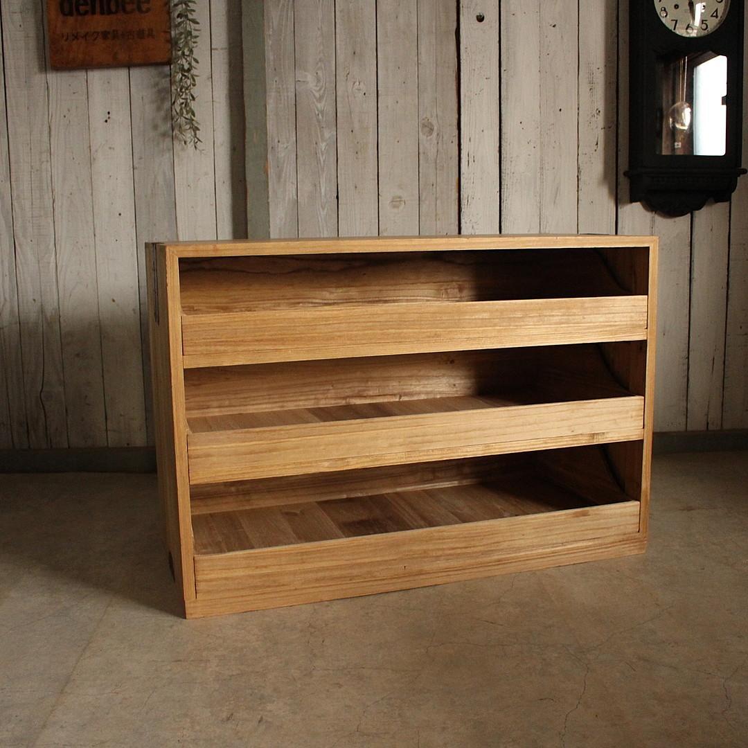 古い木製の引き出し　3段　食器棚　シャツケース　収納棚　チェスト　古家具