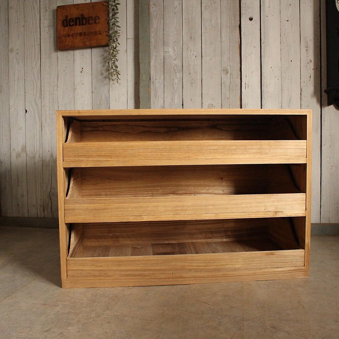 古い木製の引き出し　3段　食器棚　シャツケース　収納棚　チェスト　古家具