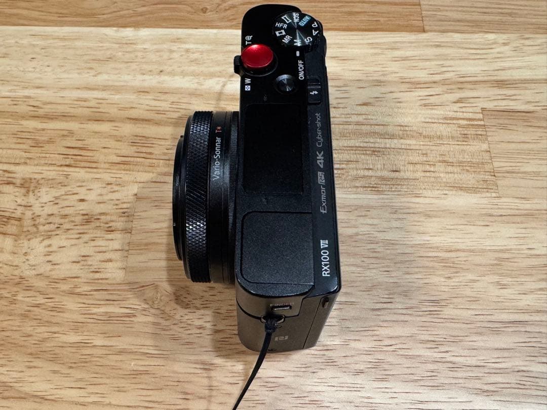 [即日配送・付属品多数・超美品]Sony rx100m7(サイバーショット)