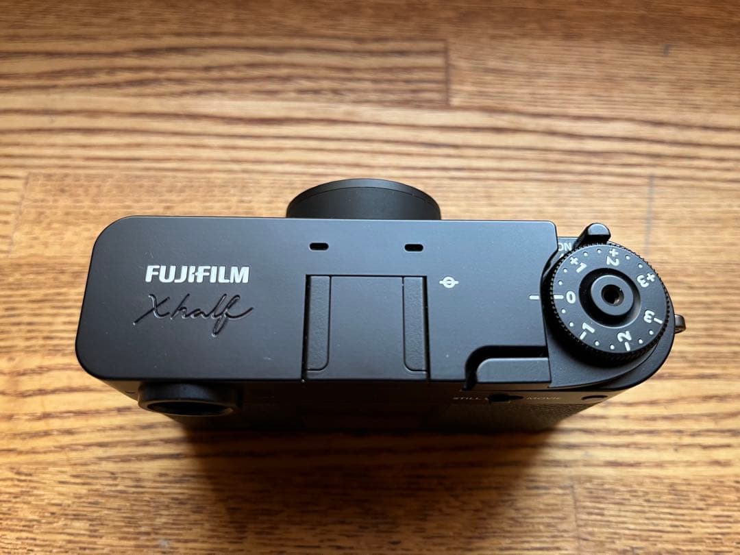 【美品】FUJIFILM X half Black X-HF1-B